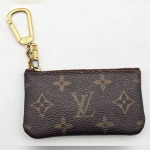 Louis Vuitton Monogram Pochette Clés